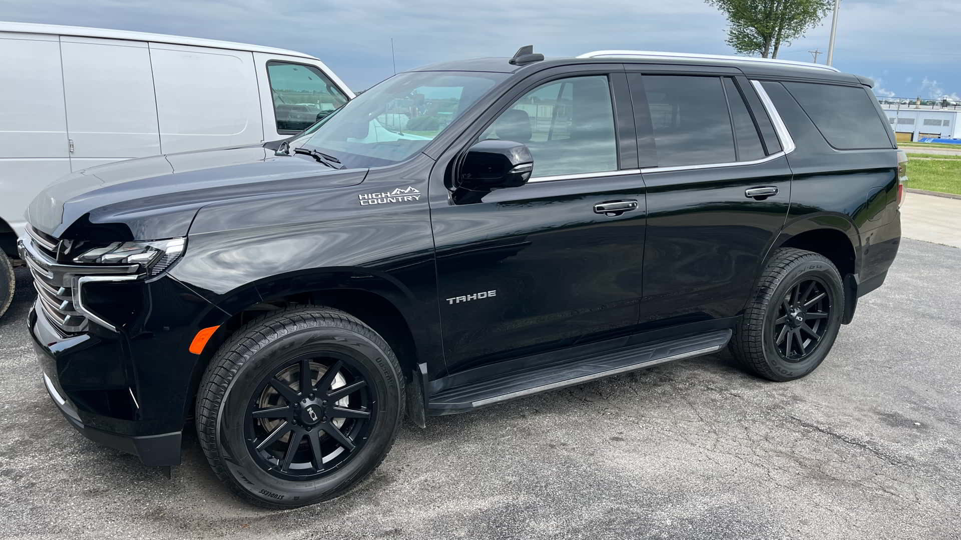 black tahoe ceramic coating car side shelbyville mobile detailing shelbyville ky